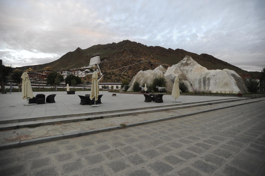 Wanrun International Resort Hotel In Tibet Xigaze Exteriér fotografie